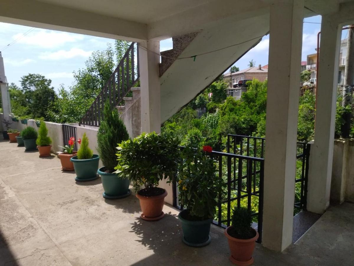 White House Avtandil&Nino Hotel Сарпи Екстериор снимка